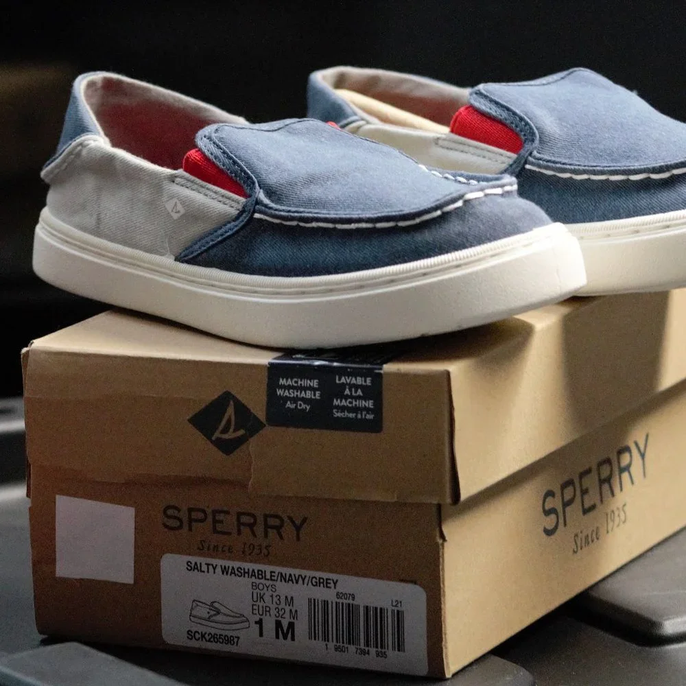 sperry - Picture 2 of 2
